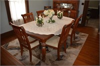 Dining Room Table (Match Lot 37)