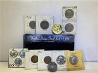 Proof set and assorted US coins in flips