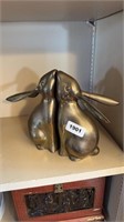 Bunny bookends