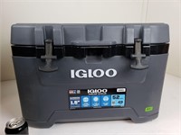 Igloo 52 Quart Cooler with Handle and Wheels