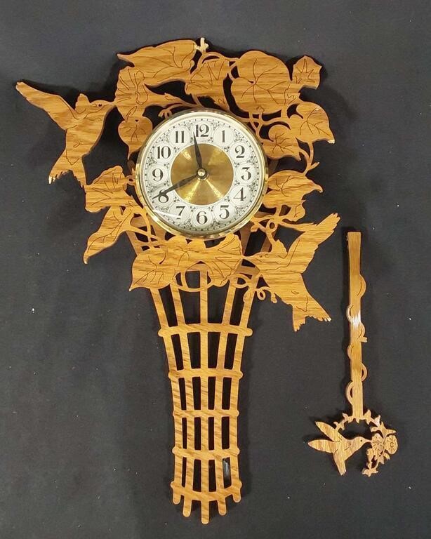 Vintage Takane Quartz Wooden Hummingbird Clock