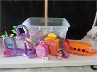 polly pocket and misc other items