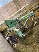 John Deere 1000 plow