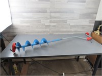 MANUAL ICE AUGER