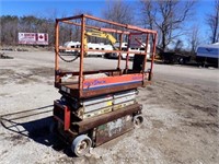 INOPERABLE Skyjack SJIII 3219 Scissor Lift 246562