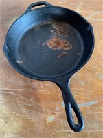 Lodge Cast Iron 10” Skillet