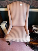 LOVELY PARLOR CHAIR CLEAN