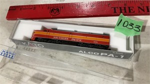 KATO Southern Pacific engine 6056
