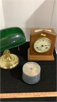 Desk lamp, vintage pendulum clock, both untested,