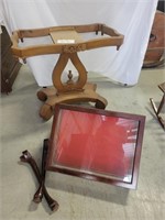 Standing Display Box - Legs off & Wooden Table