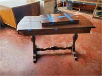 Antique Dinning Table with Sleves