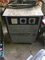 Marquette Roll Around Battery Charger
