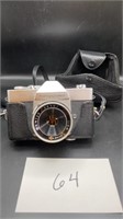 Mamiya/Sekor 528 TL SLR 35 mm Camera w/ Case