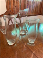 3 Pitchers