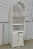 Wicker shelf