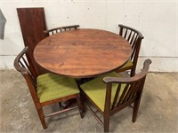 Dahl House Dining Table w/ 4 Chairs