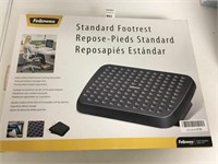 FELLOWES STANDARD FOOTREST