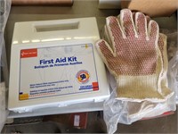 4 pair of Hot Mill Gloves and NIB first aid kit