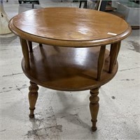 Late 20th Century Maple Round Lamp Table