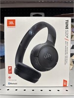 JBL tune 520BT wireless headphones