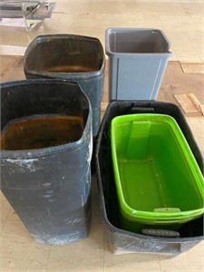 Trash Cans & Storage Tubs