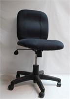 Adjustable height Office / Steno Chair