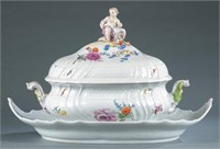 Meissen porcelain tureen, 18th c.