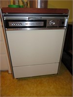 Hot Point Dishwasher (bring help to load