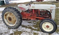 1952 Ford 8N tractor
