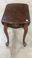 Queen Anne Drop Leaf End Table