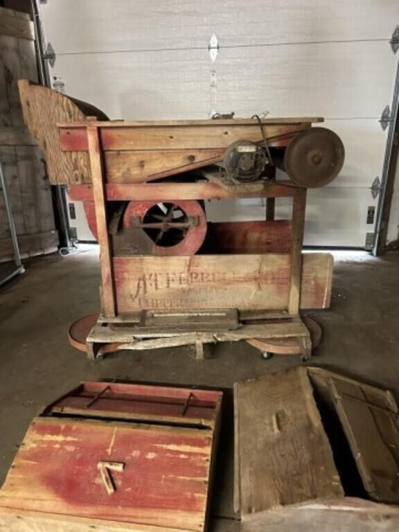 A. T. Ferrell & Co ~ Clipper grain cleaner Mill &