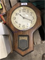 BATTERY POWERED WALL CLOCK, UNTESTED