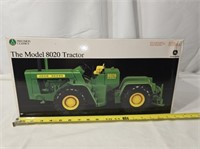 John Deere Model 8020 Toy