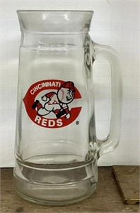 Cincinnati Reds glass mug