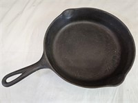 Cast Iron WAGNER WARE Marked 8