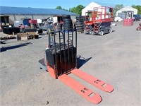 Toyota Stand On Electric Pallet Jack