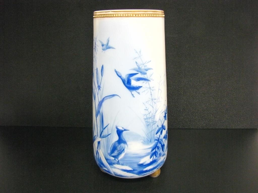 VINTAGE FOOTED PORCELAIN VASE APPROX. 9.75" TALL