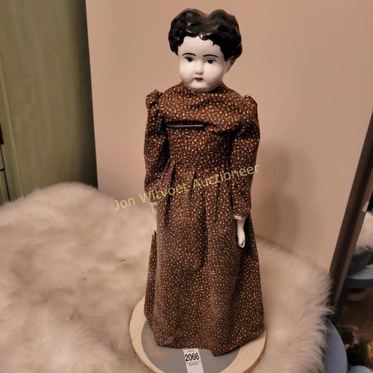 Dolls Dolls Dolls Online Auction