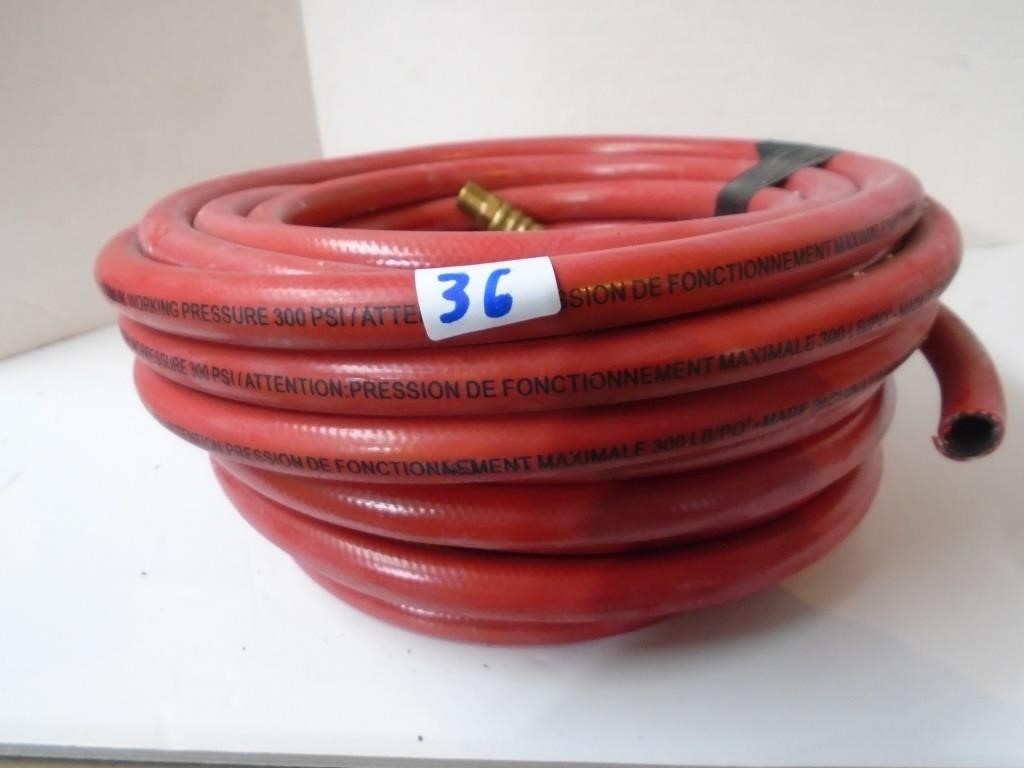 300 LB air Hose   one end is missing