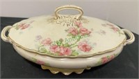 Warwick China covered serving bowl measuring