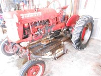 IH McCormick Farmall Cub w/Kub Klipper 5' mower