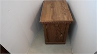 Wood Nightstand w/door 20.5hx15wx21.5"d