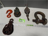 Large clevis, large hook and 3 pulleys