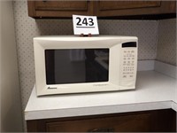 Amana Radarange Microwave