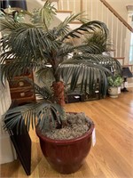 4 FT FAUX PALM IN POTTERY OXBLOOD 19.5 X 14.5 “