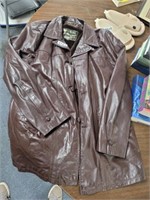 BROWN LEATHER JACKET SIZE 44R