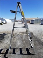 Husky 8' Aluminum Ladder