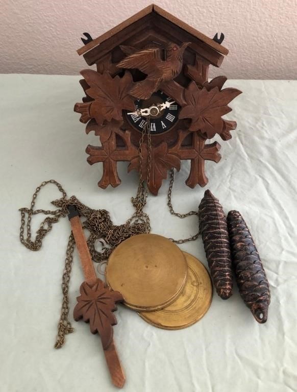 D - VINTAGE CUCKOO CLOCK (AS IS) (J130)