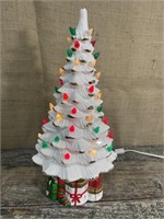 Ceramic white Christmas tree and base light up *