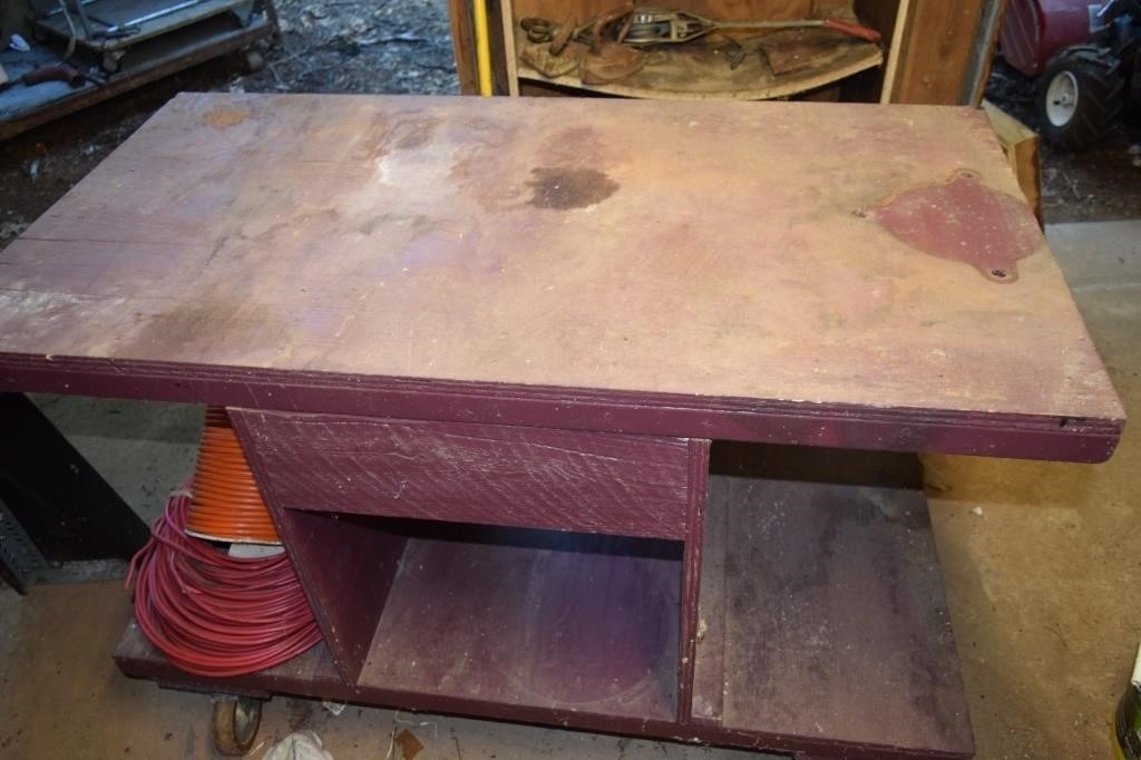 Work Bench Only! 24x46x24 tall on casters
